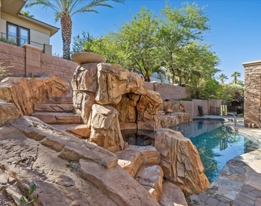 514 Mandalay Court - Photo Thumbnail 82