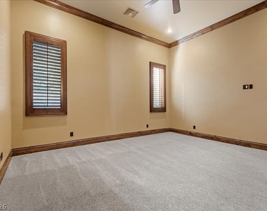 514 Mandalay Court - Photo Thumbnail 53
