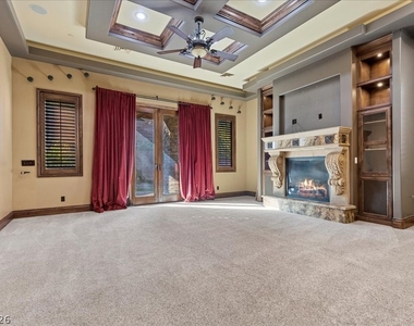 514 Mandalay Court - Photo Thumbnail 11