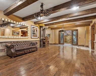 514 Mandalay Court - Photo Thumbnail 17