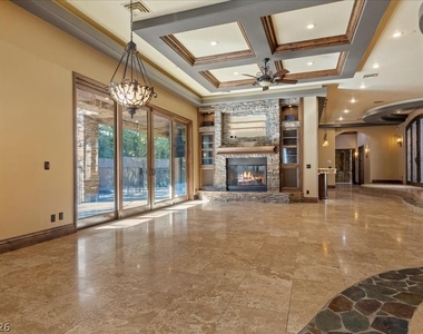 514 Mandalay Court - Photo Thumbnail 36