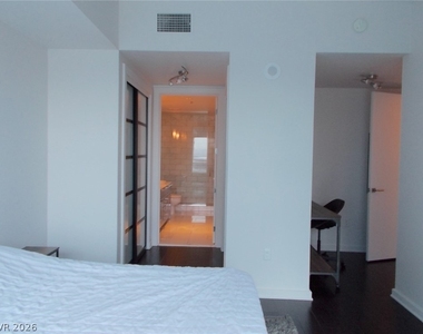 4471 Dean Martin Drive - Photo Thumbnail 27