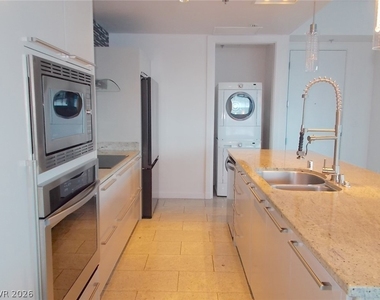4471 Dean Martin Drive - Photo Thumbnail 11
