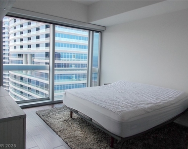 4471 Dean Martin Drive - Photo Thumbnail 20