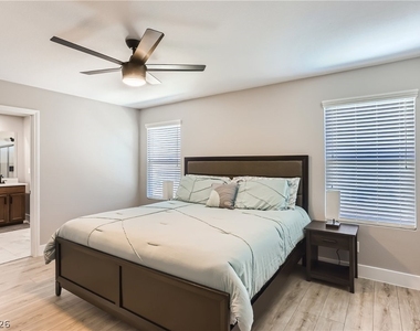 8440 Alder Sprout Avenue - Photo Thumbnail 6