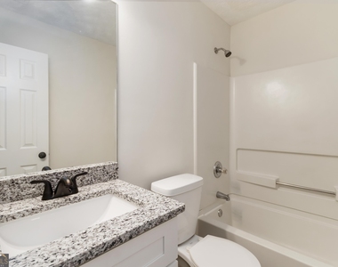 7189 Sweet Gum Court - Photo Thumbnail 11