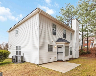 7189 Sweet Gum Court - Photo Thumbnail 18