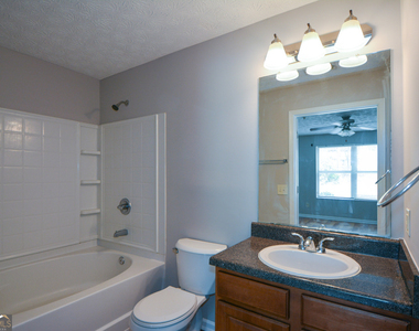 4101 Fairington Club Drive - Photo Thumbnail 16