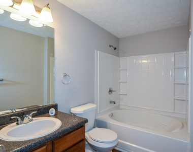 4101 Fairington Club Drive - Photo Thumbnail 21