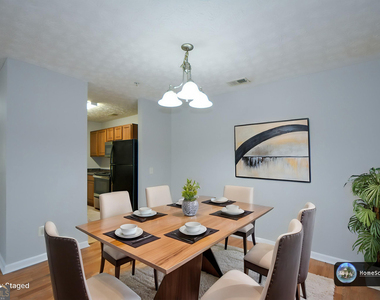 4101 Fairington Club Drive - Photo Thumbnail 10