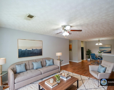 4101 Fairington Club Drive - Photo Thumbnail 7