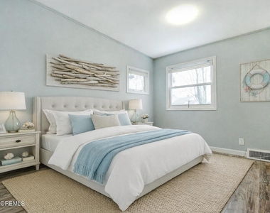 59 Lakewood Road - Photo Thumbnail 4