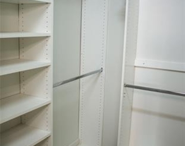 3110 Thomas Avenue - Photo Thumbnail 18