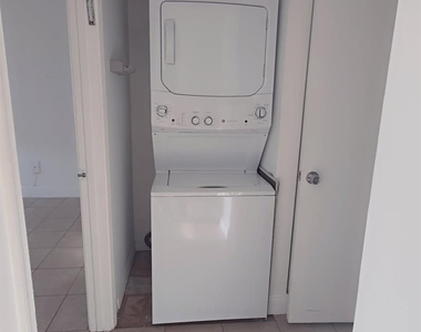 3700 N 56th Avenue - Photo Thumbnail 5