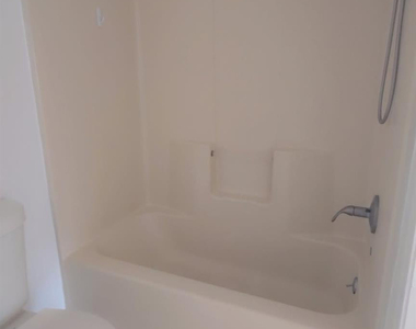 3700 N 56th Avenue - Photo Thumbnail 9