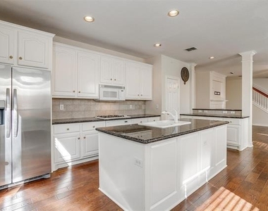 5505 El Campo Avenue - Photo Thumbnail 8