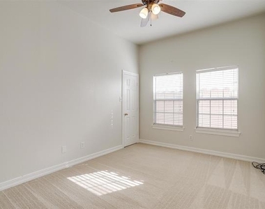 5505 El Campo Avenue - Photo Thumbnail 18