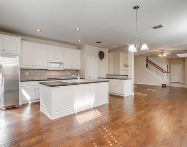 5505 El Campo Avenue - Photo Thumbnail 6