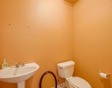 5505 El Campo Avenue - Photo Thumbnail 10