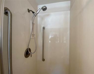 1835 Woodchase Drive - Photo Thumbnail 6