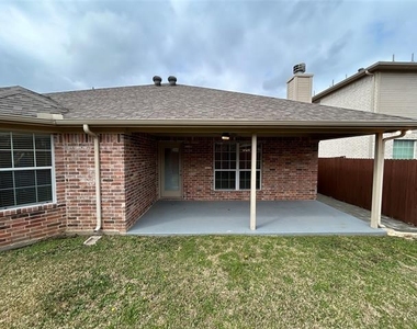 1835 Woodchase Drive - Photo Thumbnail 25