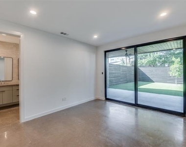 4525 Weldon Street - Photo Thumbnail 2