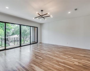 4525 Weldon Street - Photo Thumbnail 7