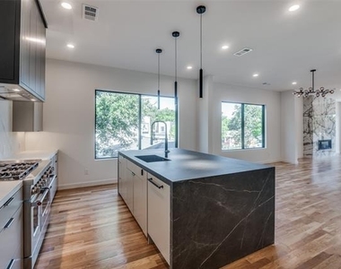 4525 Weldon Street - Photo Thumbnail 12