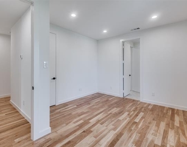 4525 Weldon Street - Photo Thumbnail 21