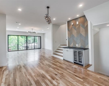 4525 Weldon Street - Photo Thumbnail 4