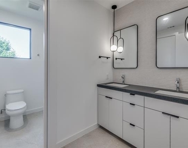4525 Weldon Street - Photo Thumbnail 23