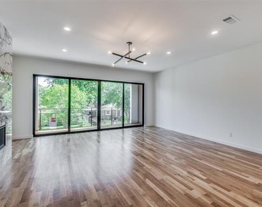 4525 Weldon Street - Photo Thumbnail 5