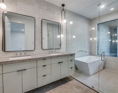 4525 Weldon Street - Photo Thumbnail 3