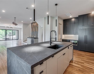 4525 Weldon Street - Photo Thumbnail 13