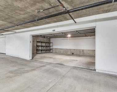 3130 N Harwood Street - Photo Thumbnail 24