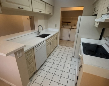 9833 Westview Drive - Photo Thumbnail 6