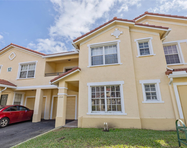 1204 Belmont Lane - Photo Thumbnail 19
