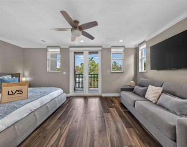 1215 Ne 1st Street - Photo Thumbnail 39