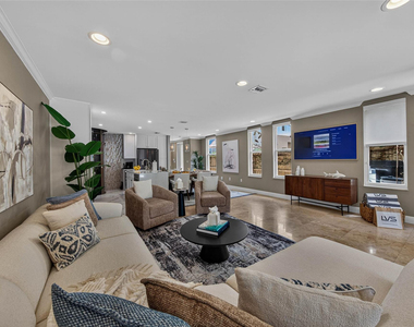 1215 Ne 1st Street - Photo Thumbnail 46