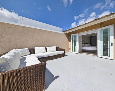 1215 Ne 1st Street - Photo Thumbnail 18