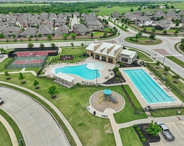 4408 Canadian River Drive - Photo Thumbnail 31