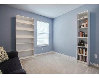 6925 Planters Row Drive - Photo Thumbnail 2