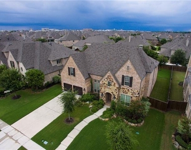 879 Grassy Shore Court - Photo Thumbnail 1
