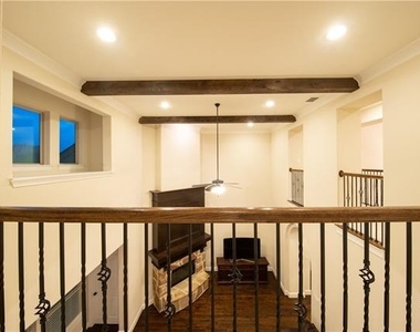 879 Grassy Shore Court - Photo Thumbnail 8