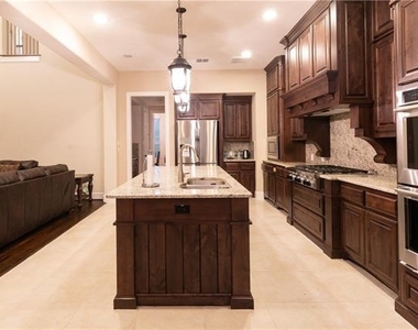 879 Grassy Shore Court - Photo Thumbnail 13