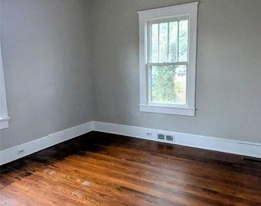 936 W Front Street - Photo Thumbnail 9