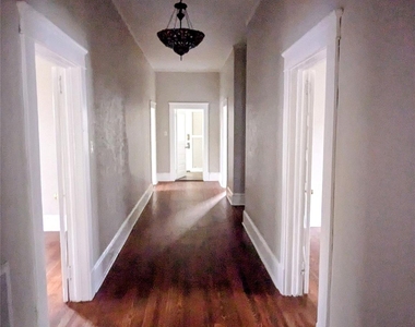 936 W Front Street - Photo Thumbnail 3