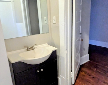 936 W Front Street - Photo Thumbnail 11