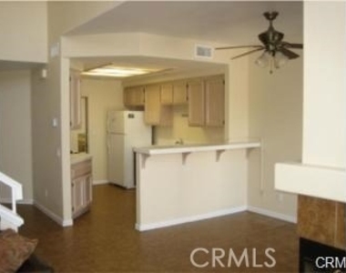 2130 Almeria Street - Photo Thumbnail 3
