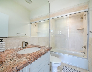 3952 Oakfield Drive - Photo Thumbnail 29